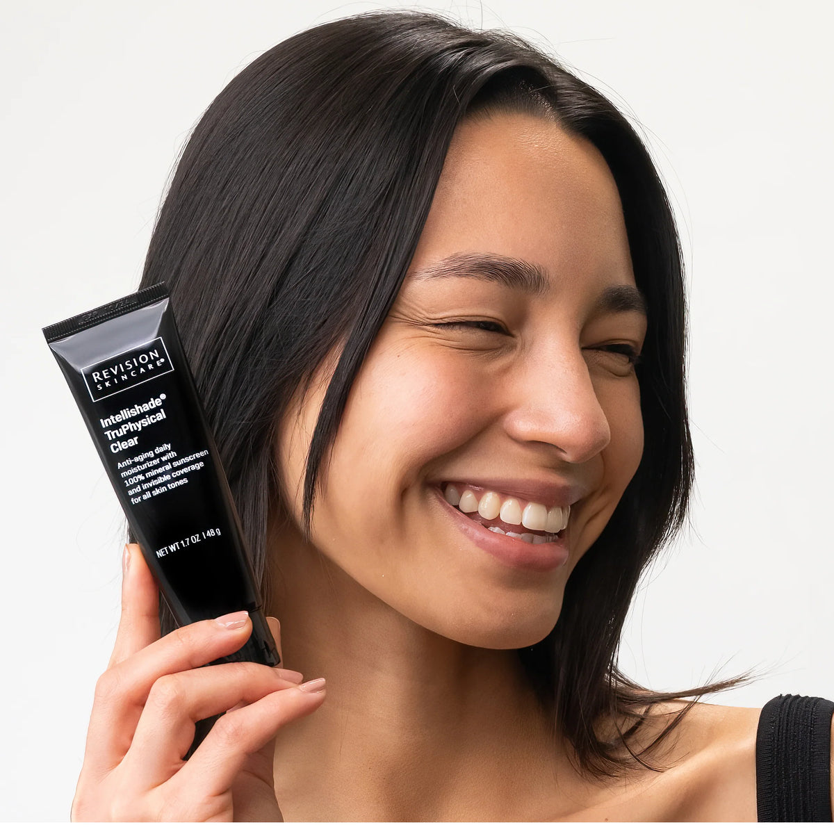 Intellishade TruPhysical Clear SPF 50 – Private Edition Nashville